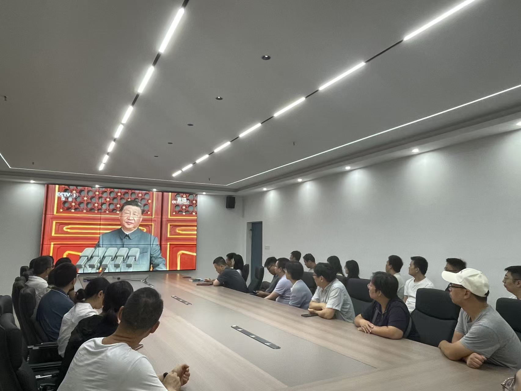 网络赌博
教师集中收看大会